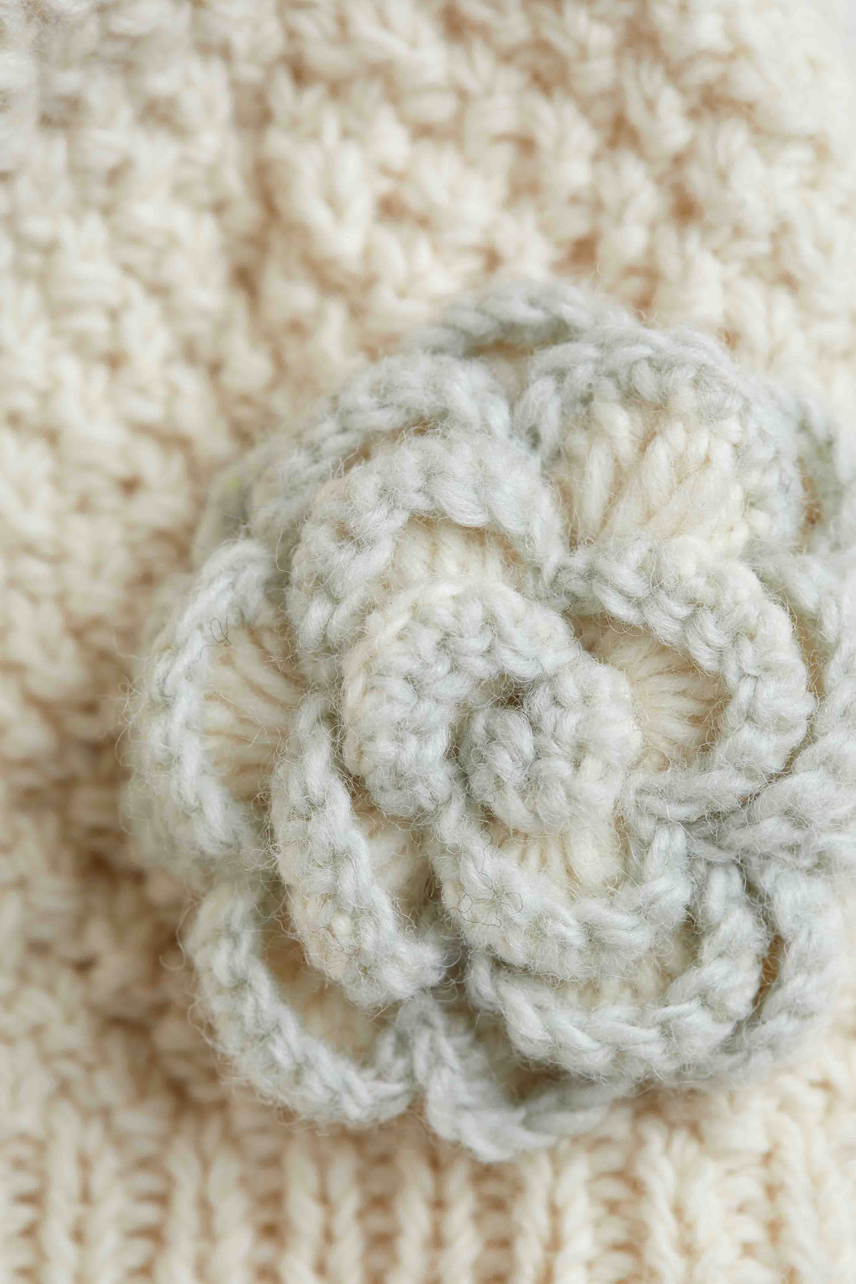 Chantilly Ecru Knit Mittens