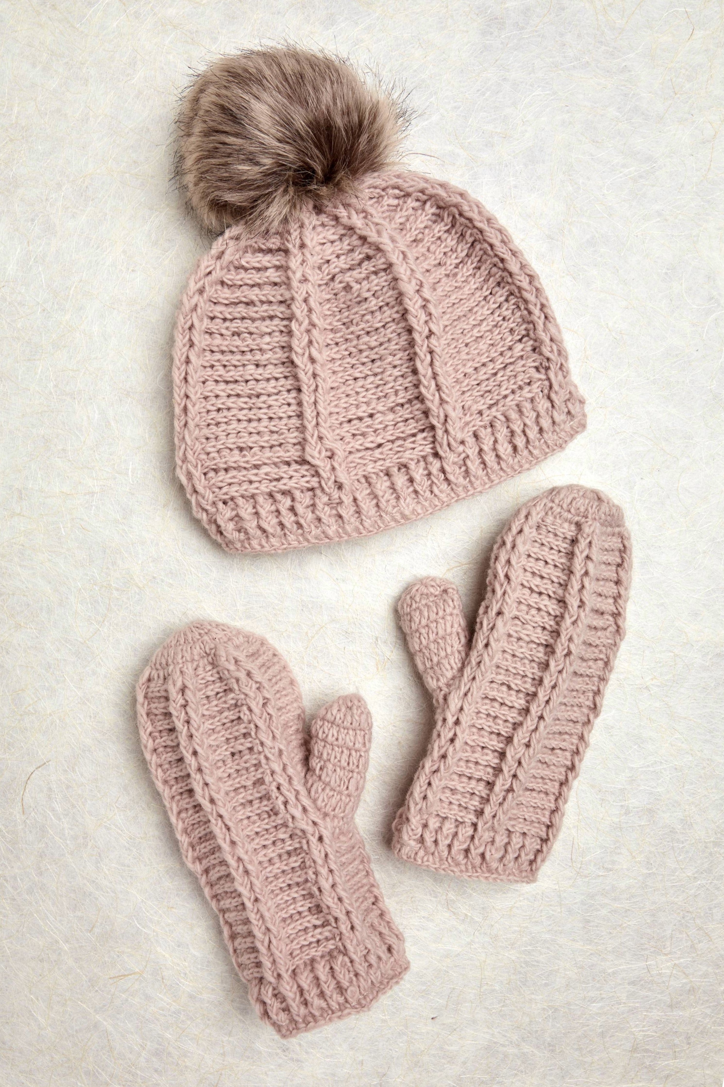 Brecken Tan/Rose Knit Mittens