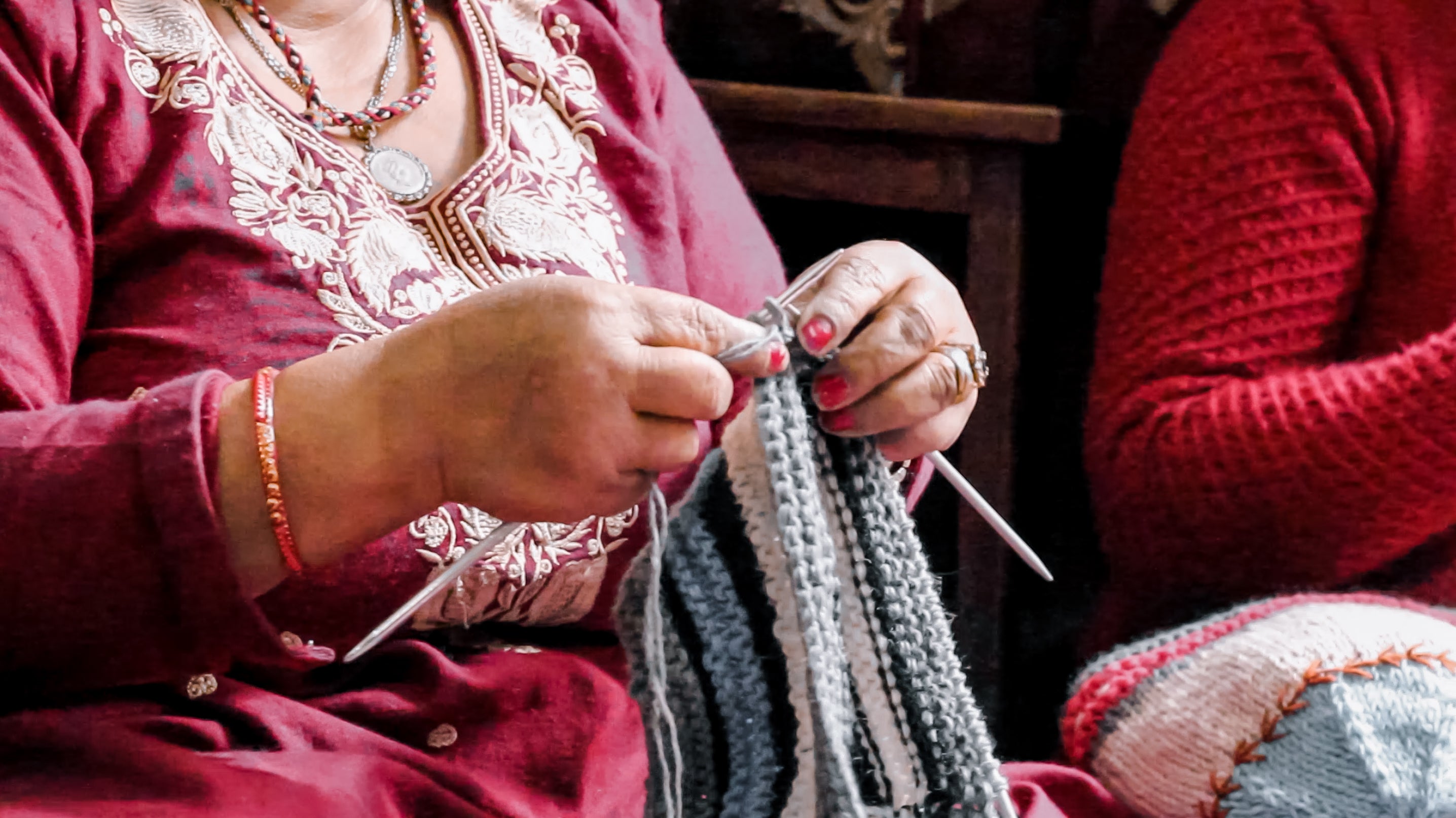 Color Block Charcoal Knitting