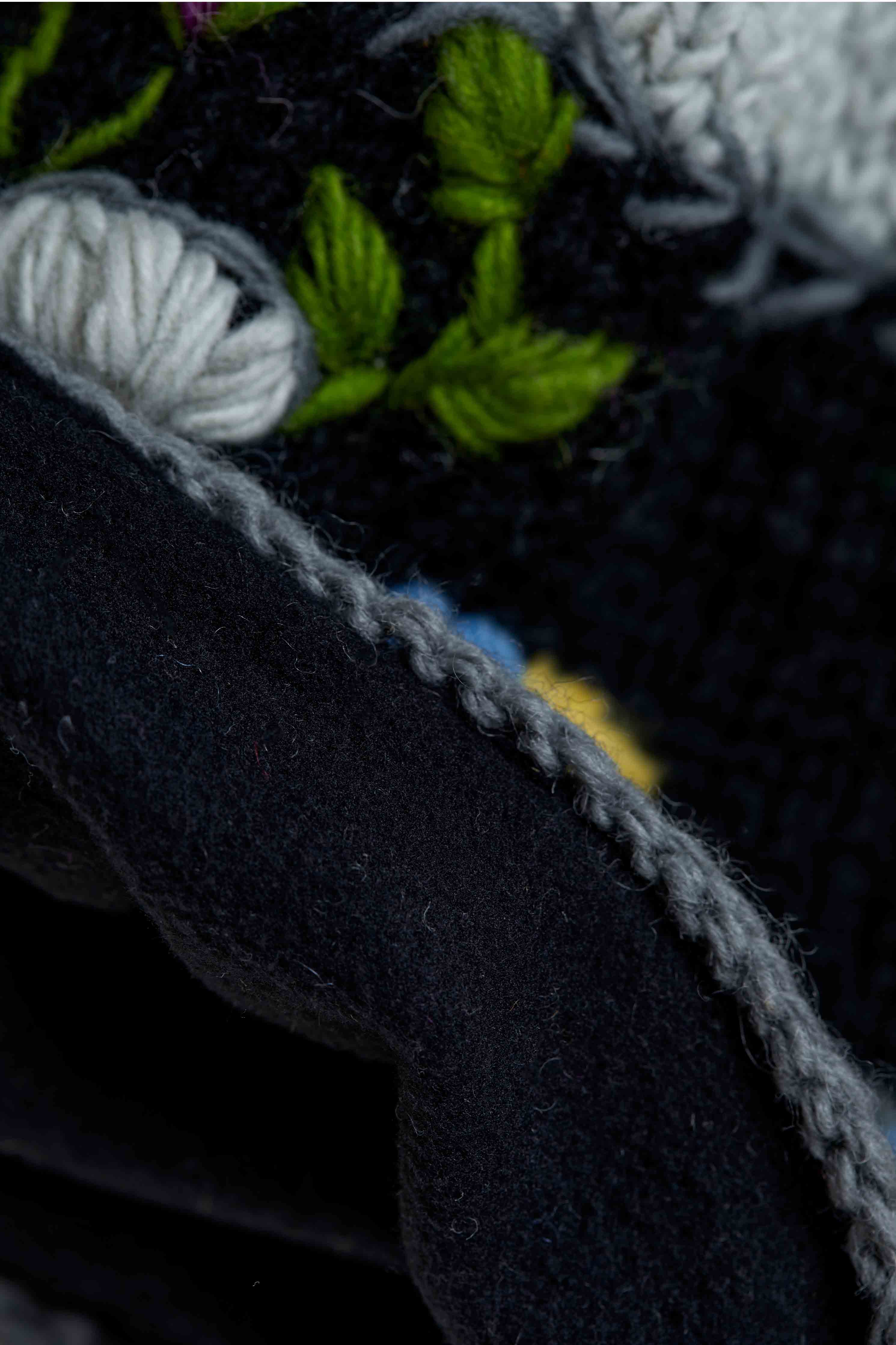 Color Block Charcoal Mittens